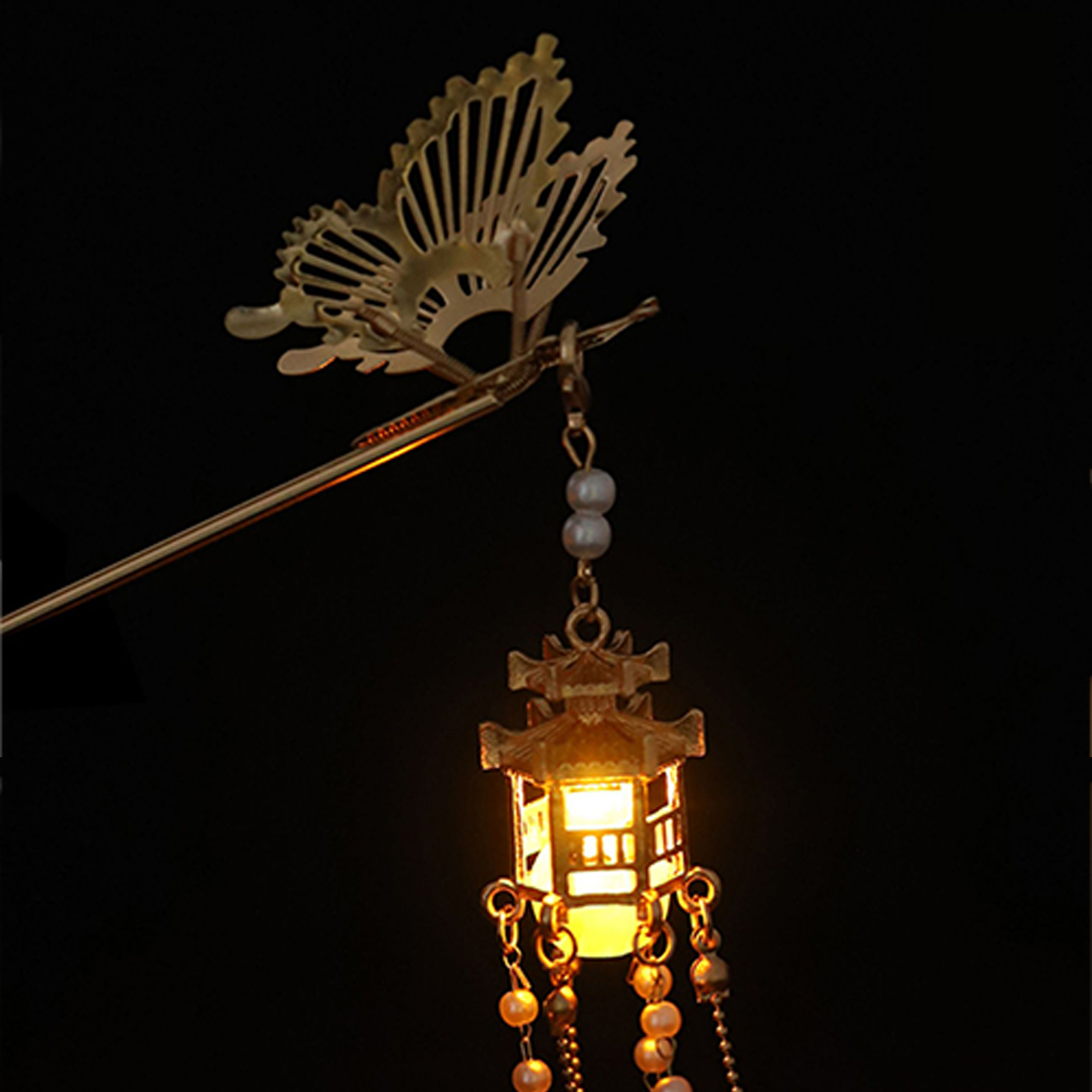 Ethnic Fashion Women - Ethnic Style Hairpins with Tassel Lamp,